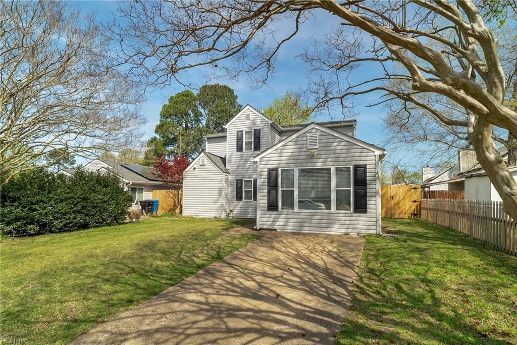 Photo of 3860 Tiffany Lane, Virginia Beach, VA 23456 (MLS # 10627983)