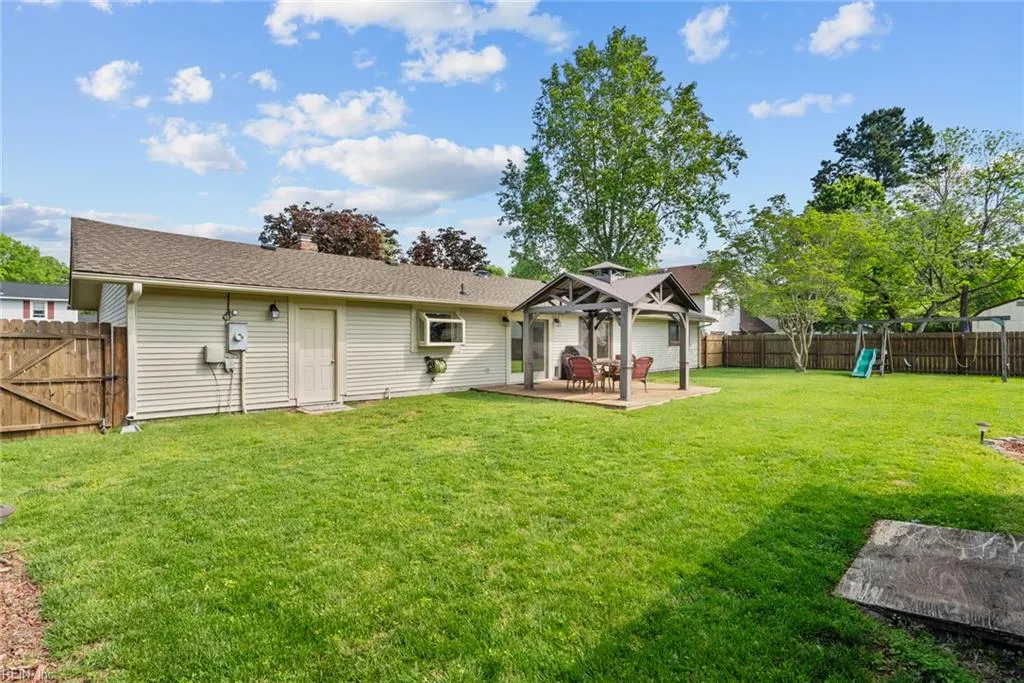 Chesapeake, Virginia 23320, United States, 3 Bedrooms Bedrooms, ,2 BathroomsBathrooms,Residential,Pending,121995