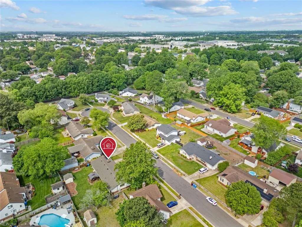 Chesapeake, Virginia 23320, United States, 3 Bedrooms Bedrooms, ,2 BathroomsBathrooms,Residential,Pending,121995