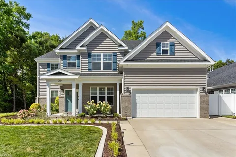 219 Dunway Lane, Chesapeake, VA 23323 - #: 10583131