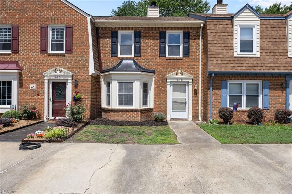 Photo of 618 Mill Landing Road, Chesapeake, VA 23322 (MLS # 10637664)