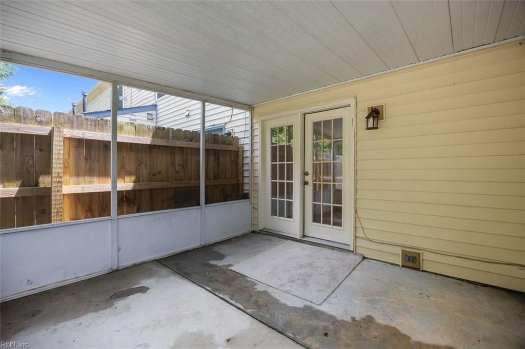 Photo of 618 Mill Landing Road, Chesapeake, VA 23322 (MLS # 10637664)