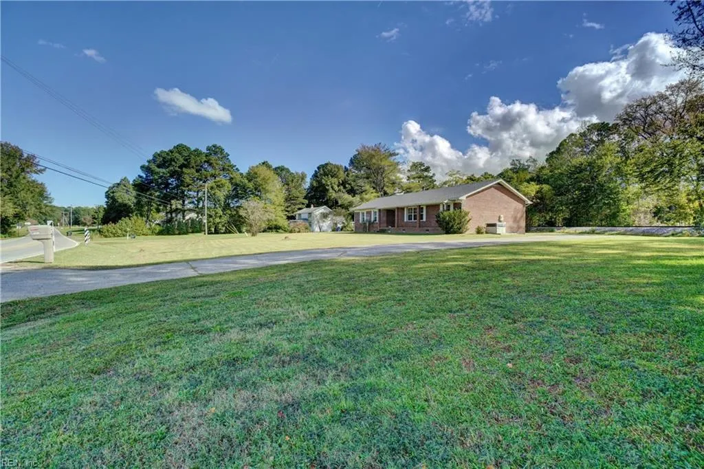 Suffolk, Virginia 23435, United States, 3 Bedrooms Bedrooms, ,2 BathroomsBathrooms,Residential,Active,244076