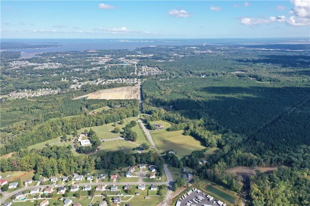 Suffolk, Virginia 23435, United States, 3 Bedrooms Bedrooms, ,2 BathroomsBathrooms,Residential,Active,244076