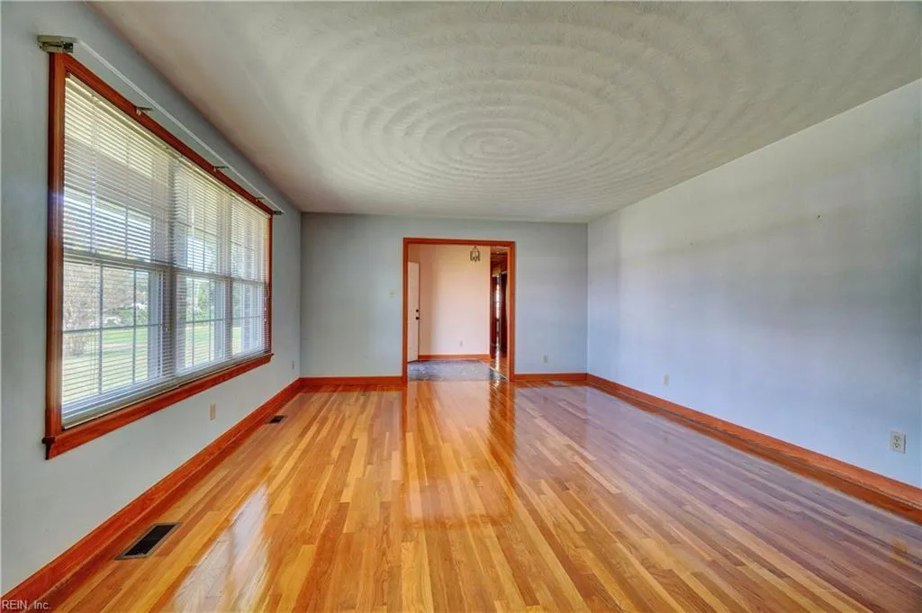 Suffolk, Virginia 23435, United States, 3 Bedrooms Bedrooms, ,2 BathroomsBathrooms,Residential,Active,244076