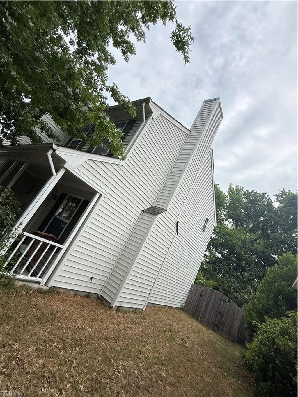 Photo of 526 Windward Drive, Chesapeake, VA 23320 (MLS # 10636106)