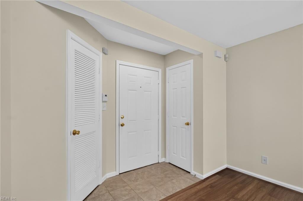 Photo of 504 Mary Robert Lane, Newport News, VA 23608 (MLS # 10653512)