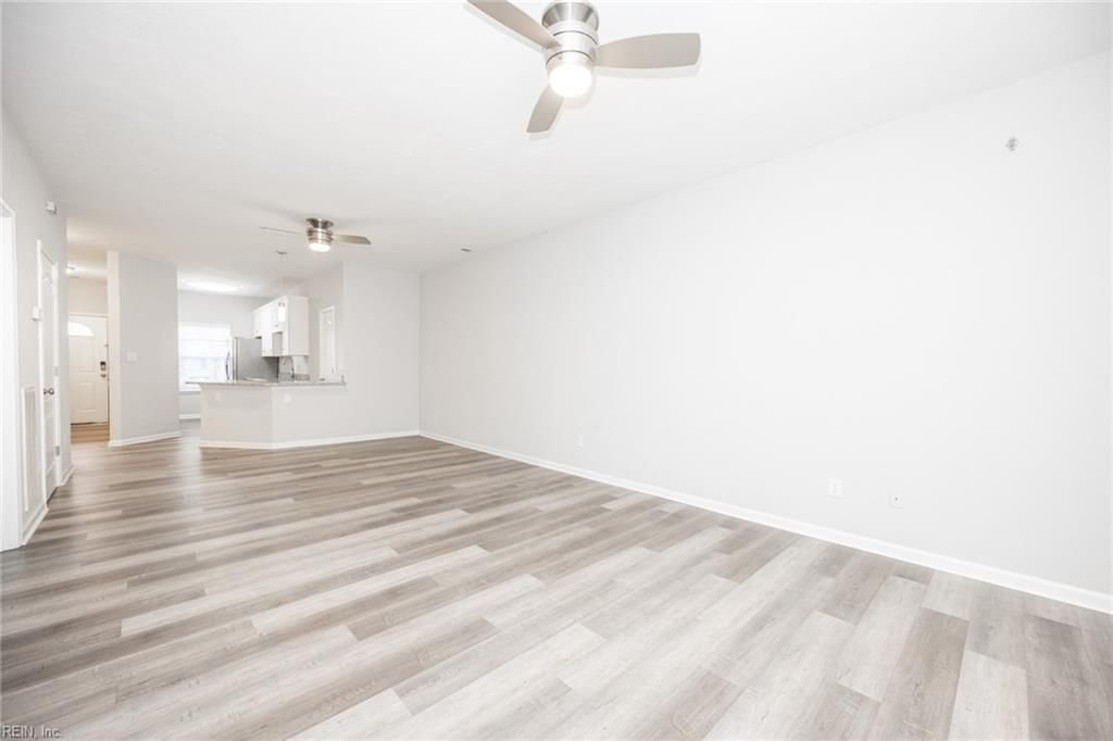 Photo of 952 George Washington Highway #B1, Chesapeake, VA 23323 (MLS # 10619429)