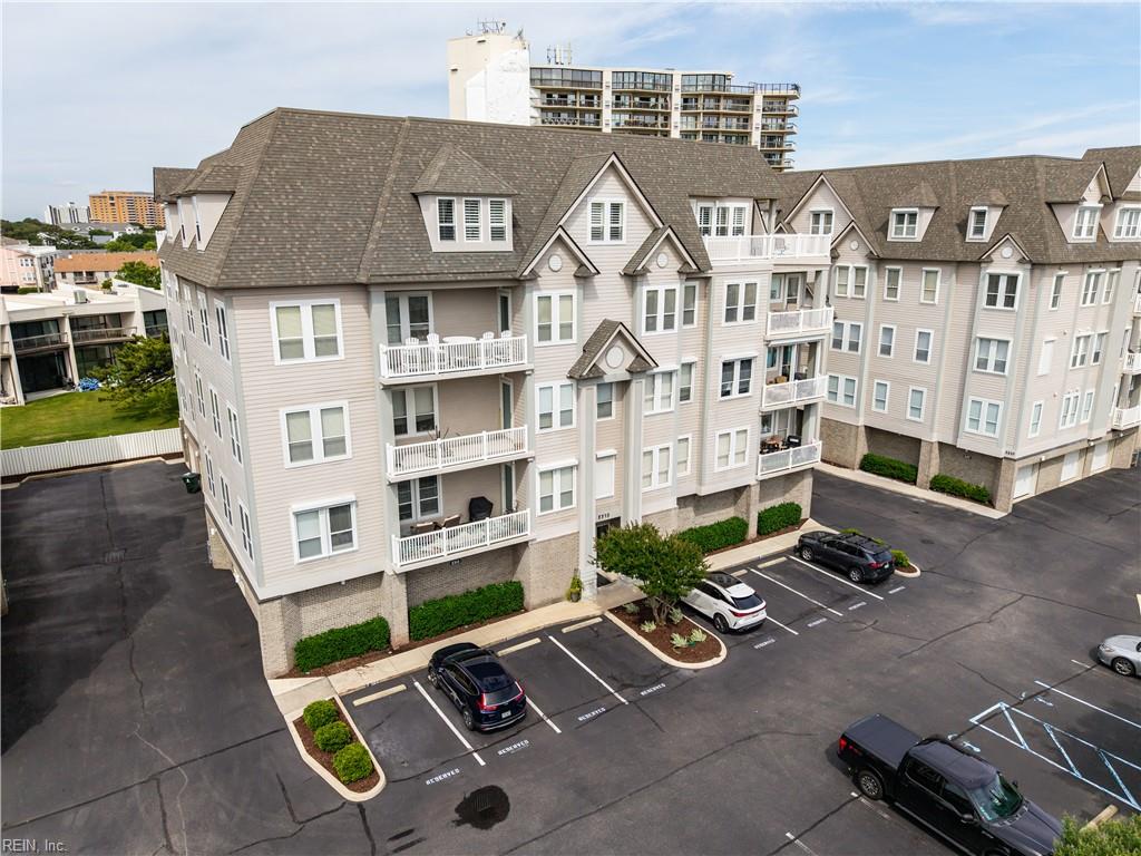2313 Mariners Mark WAY 303