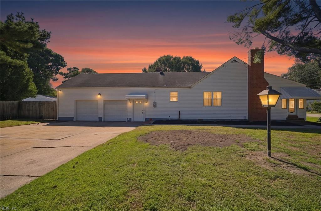 Photo of 2901 Bainbridge Boulevard, Chesapeake, VA 23324 (MLS # 10657210)