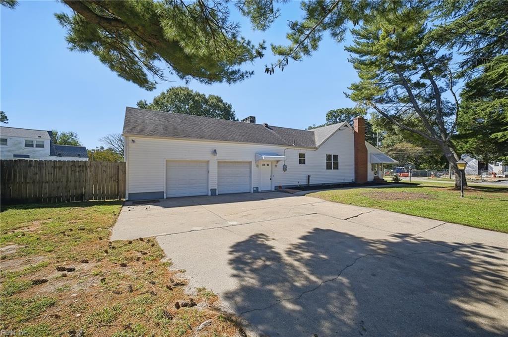 Photo of 2901 Bainbridge Boulevard, Chesapeake, VA 23324 (MLS # 10657210)
