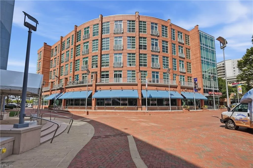 221 Market Street Unit 328