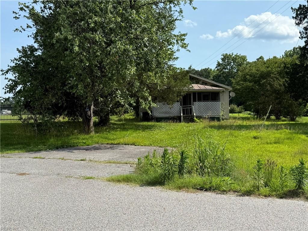 Photo of 1833 Cypress Chapel Road, Suffolk, VA 23434 (MLS # 10619443)