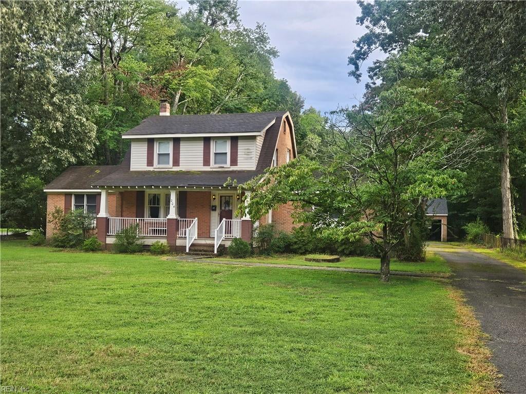 Photo of 204 Deep Creek Road, Newport News, VA 23606 (MLS # 10650771)