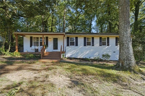 Photo of 112 Druid Drive, Williamsburg, VA 23185 (MLS # 10656822)