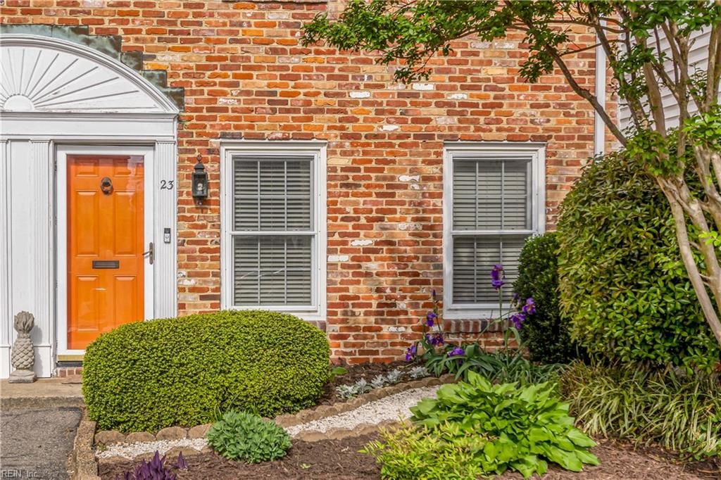 Photo of 23 Towne Square Drive, Newport News, VA 23607 (MLS # 10630919)