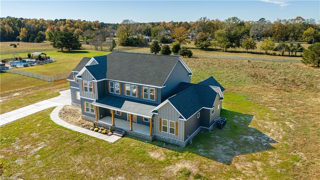 Photo of 100 Battery Circle, Yorktown, VA 23692 (MLS # 10612272)