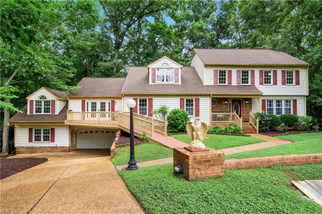 Photo of 2721 Linden Lane, Williamsburg, VA 23185 (MLS # 10619417)