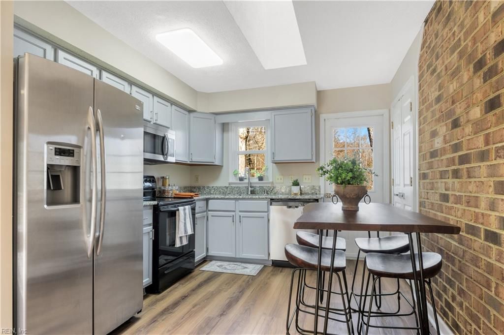 Photo of 2721 Linden Lane, Williamsburg, VA 23185 (MLS # 10619417)