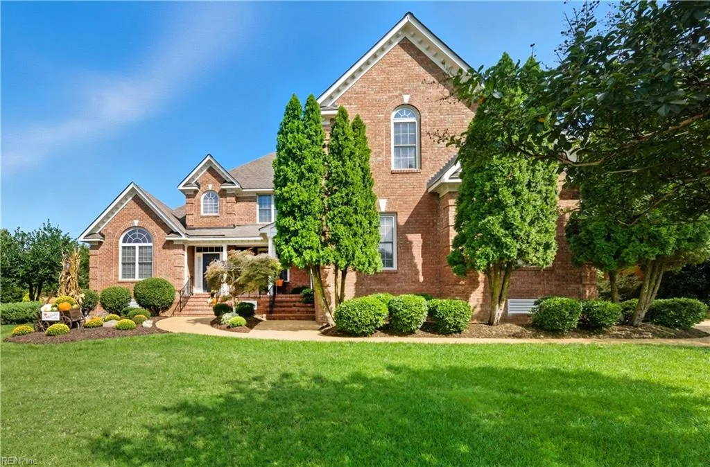 Smithfield, Virginia 23430, United States, 5 Bedrooms Bedrooms, ,4 BathroomsBathrooms,Residential,Active,216613