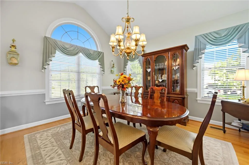 Smithfield, Virginia 23430, United States, 5 Bedrooms Bedrooms, ,4 BathroomsBathrooms,Residential,Active,216613