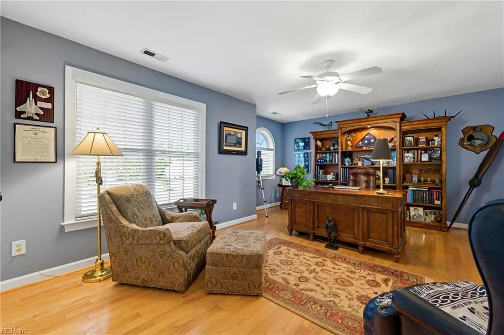 Smithfield, Virginia 23430, United States, 5 Bedrooms Bedrooms, ,4 BathroomsBathrooms,Residential,Active,216613