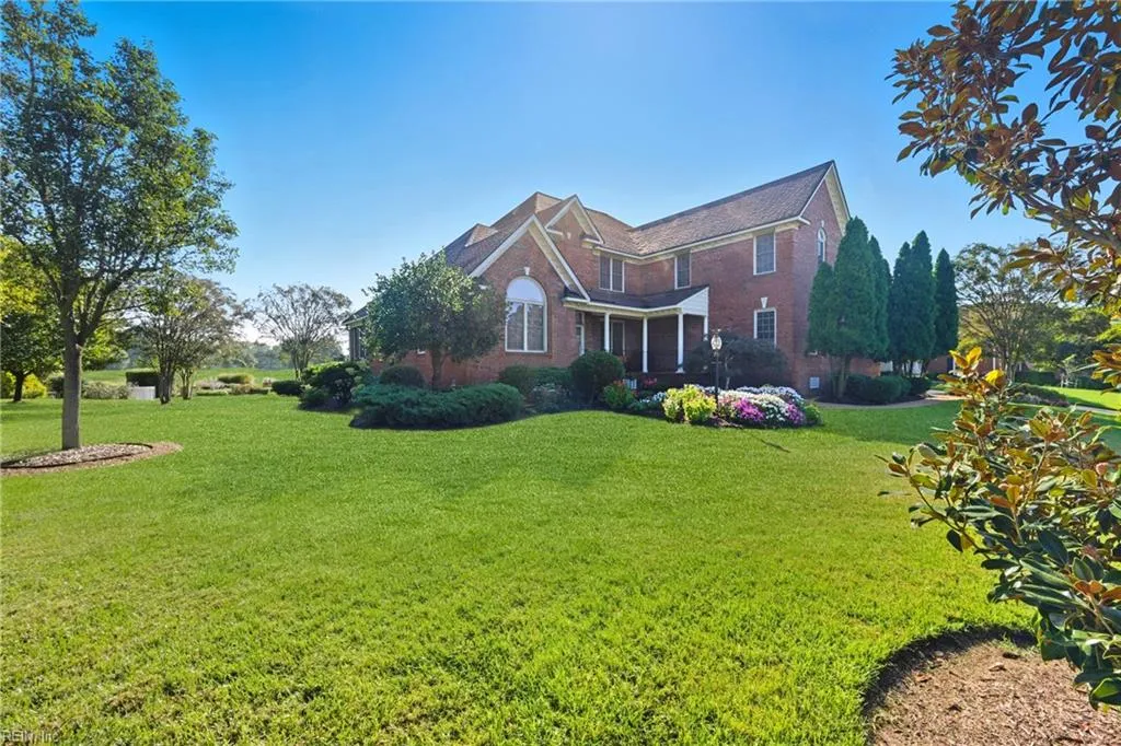 Smithfield, Virginia 23430, United States, 5 Bedrooms Bedrooms, ,4 BathroomsBathrooms,Residential,Active,216613