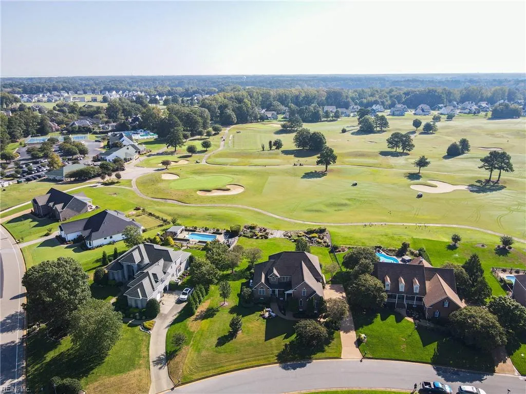 Smithfield, Virginia 23430, United States, 5 Bedrooms Bedrooms, ,4 BathroomsBathrooms,Residential,Active,216613