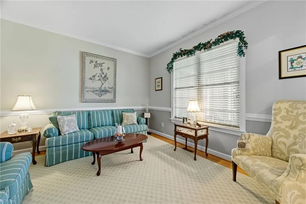 Smithfield, Virginia 23430, United States, 5 Bedrooms Bedrooms, ,4 BathroomsBathrooms,Residential,Active,216613