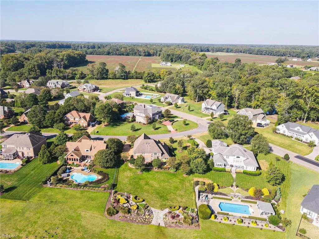 Smithfield, Virginia 23430, United States, 5 Bedrooms Bedrooms, ,4 BathroomsBathrooms,Residential,Active,216613