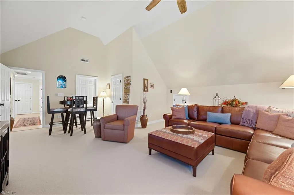 Smithfield, Virginia 23430, United States, 5 Bedrooms Bedrooms, ,4 BathroomsBathrooms,Residential,Active,216613