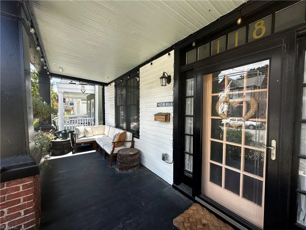 Portsmouth, Virginia 23704, United States, 3 Bedrooms Bedrooms, ,2 BathroomsBathrooms,Residential,Active,214930