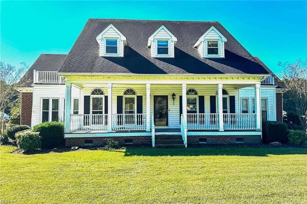 Photo of 4413 Winona Trail, Suffolk, VA 23434 (MLS # 10630265)