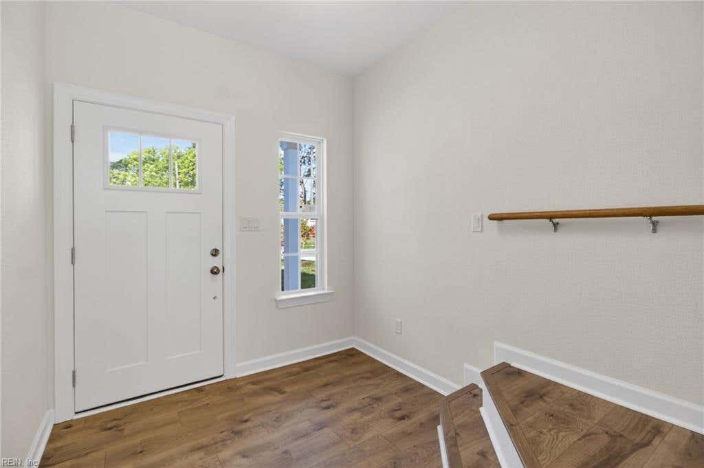 Photo of 128 S Gum Avenue, Virginia Beach, VA 23452 (MLS # 10646747)