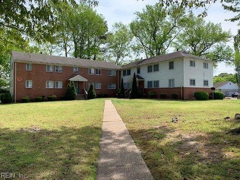 Photo of 16 Pollux Circle E #3, Portsmouth, VA 23701 (MLS # 10658097)
