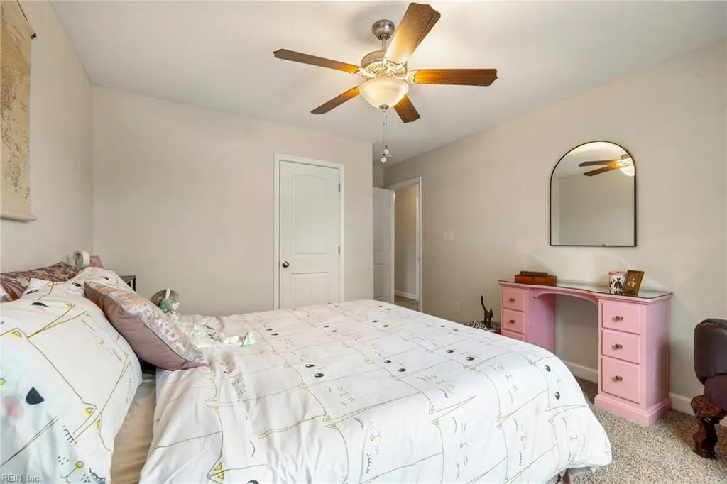 Norfolk, Virginia 23513, United States, 3 Bedrooms Bedrooms, ,3 BathroomsBathrooms,Residential,Pending,89131