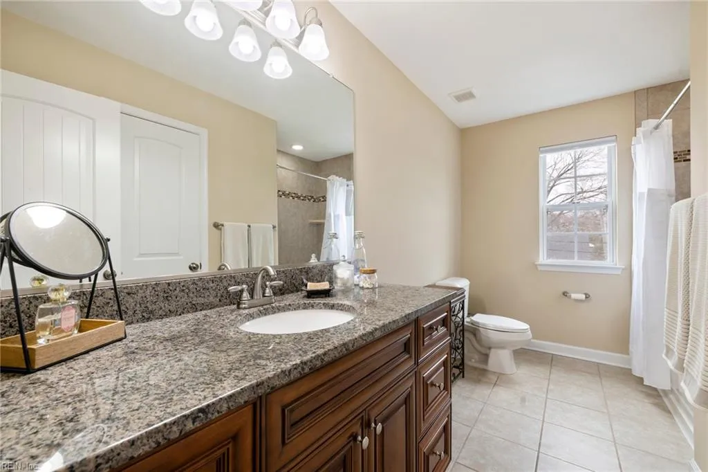 Norfolk, Virginia 23513, United States, 3 Bedrooms Bedrooms, ,3 BathroomsBathrooms,Residential,Pending,89131