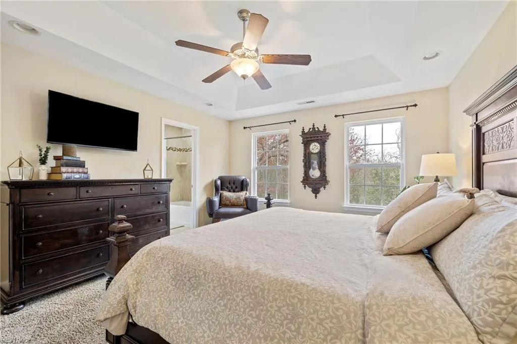 Norfolk, Virginia 23513, United States, 3 Bedrooms Bedrooms, ,3 BathroomsBathrooms,Residential,Pending,89131