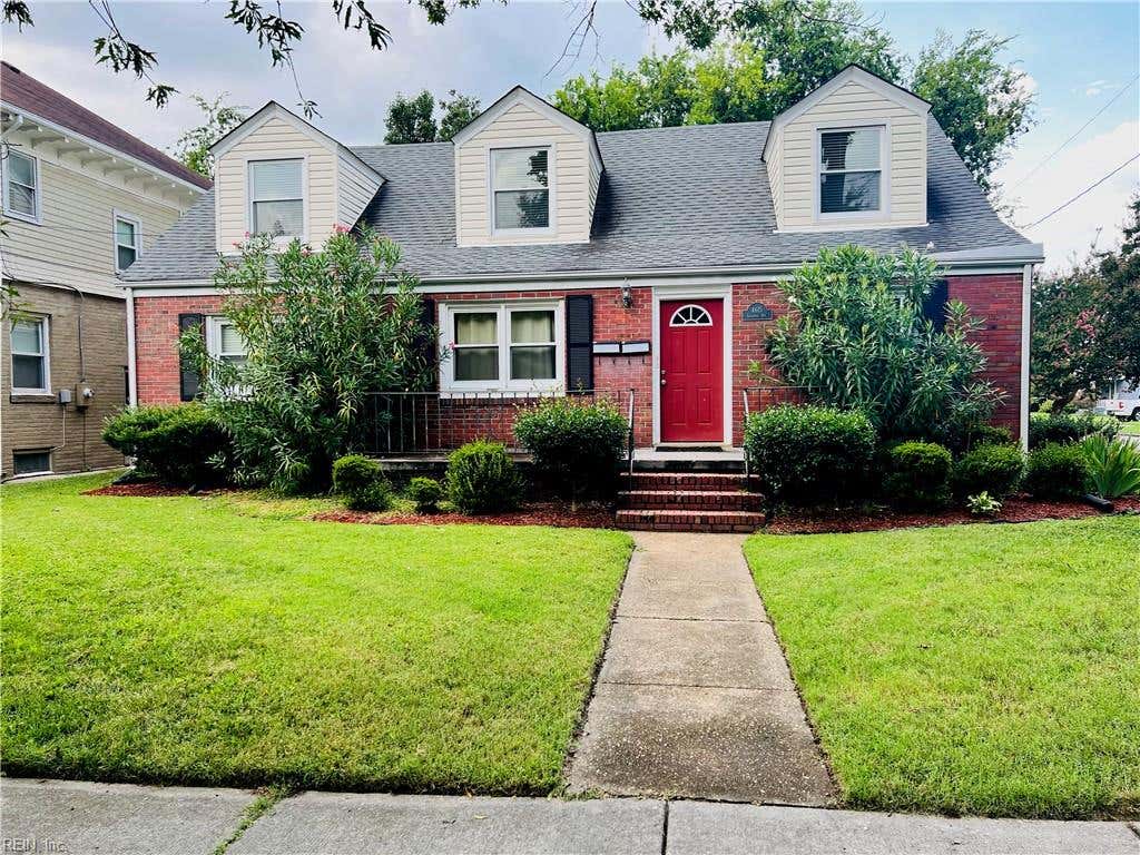 Photo of 4615 Colonial Avenue #B, Norfolk, VA 23508 (MLS # 10640634)