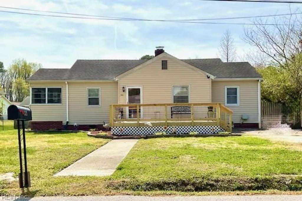 Photo of 321 Bruce Street, Suffolk, VA 23434 (MLS # 10627284)