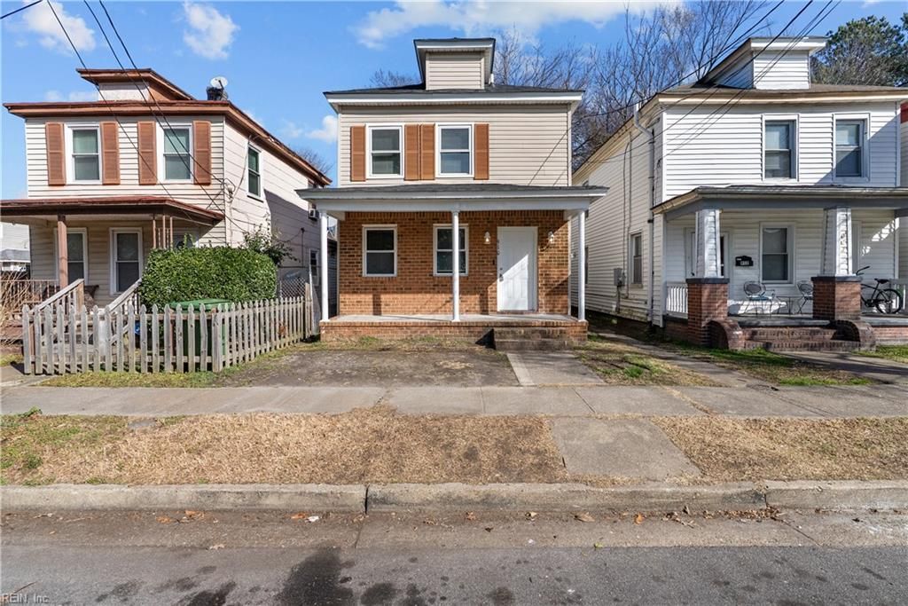 Photo of 910 Fairfield Street, Norfolk, VA 23523 (MLS # 10617603)