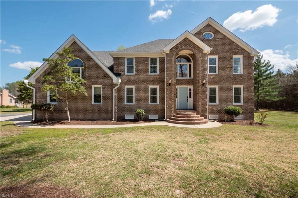 Photo of 1705 April Court, Chesapeake, VA 23323 (MLS # 10627982)