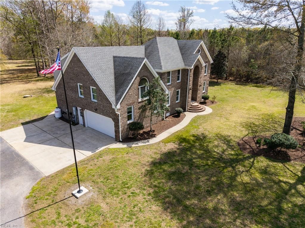 Photo of 1705 April Court, Chesapeake, VA 23323 (MLS # 10627982)