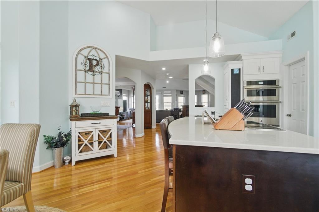 828 Vanderbilt AVE