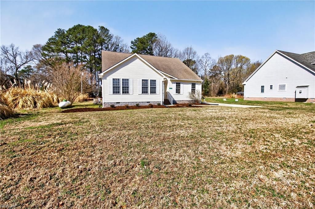 Photo of 10142 Bolling Boulevard, Carrollton, VA 23314 (MLS # 10625325)