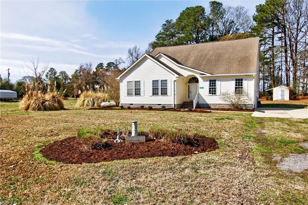 Photo of 10142 Bolling Boulevard, Carrollton, VA 23314 (MLS # 10625325)