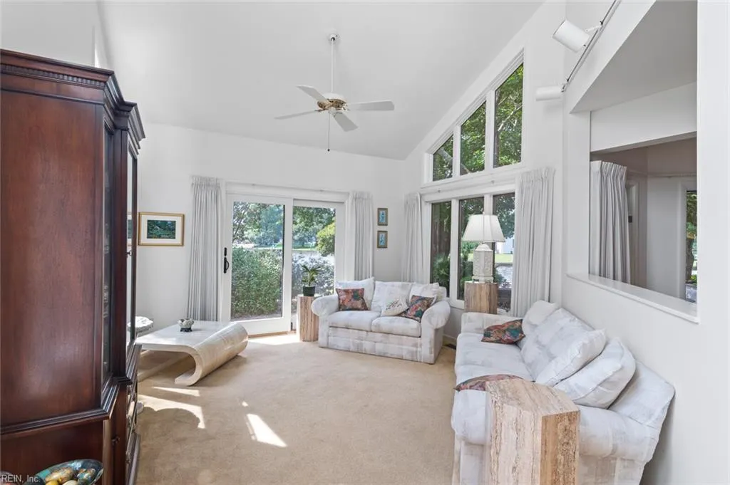 Hampton, Virginia 23669, United States, 5 Bedrooms Bedrooms, ,3 BathroomsBathrooms,Residential,Active,180951