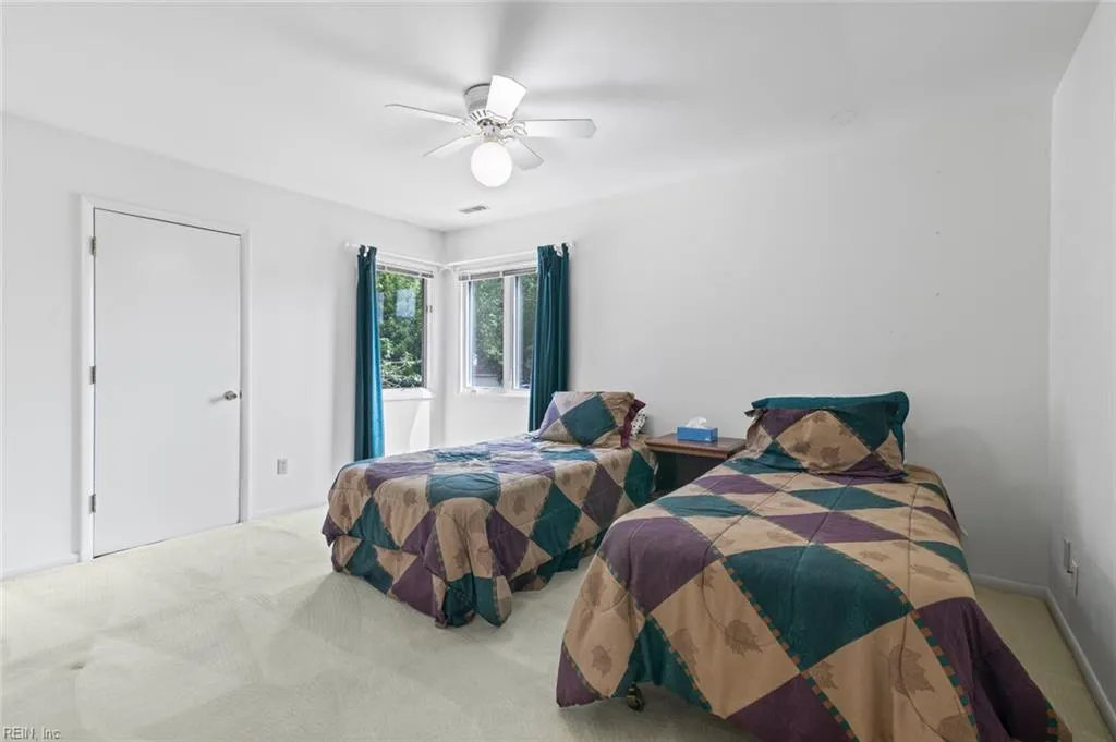 Hampton, Virginia 23669, United States, 5 Bedrooms Bedrooms, ,3 BathroomsBathrooms,Residential,Active,180951