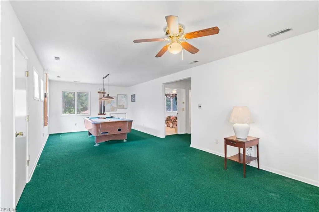 Hampton, Virginia 23669, United States, 5 Bedrooms Bedrooms, ,3 BathroomsBathrooms,Residential,Active,180951