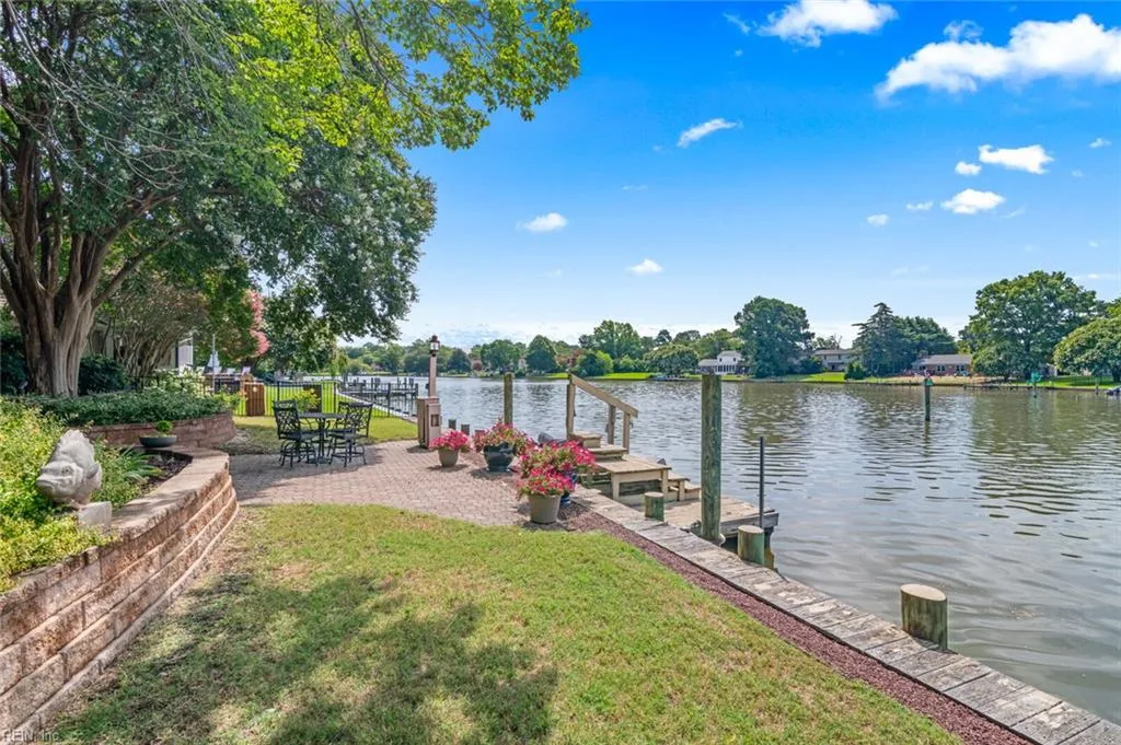 Hampton, Virginia 23669, United States, 5 Bedrooms Bedrooms, ,3 BathroomsBathrooms,Residential,Active,180951